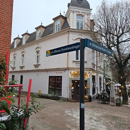 Main Street Lägenhet Sopot